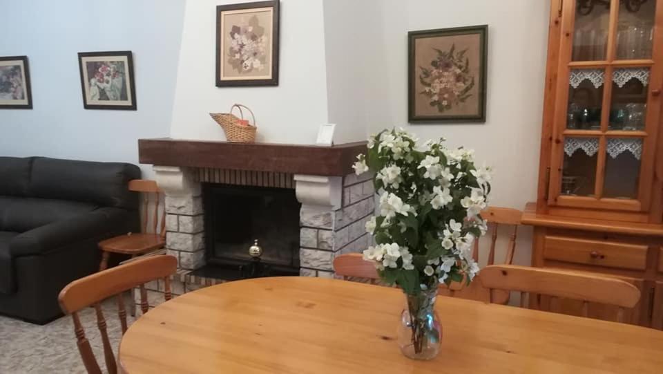 Casa Rural Las Canales Zapardiel de la Ribera Εξωτερικό φωτογραφία